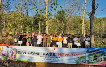 Peringati Hari Tani Nasional, Linknet Tanam Ribuan Pohon Bersama Petani Hutan