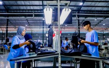 Akarsa Garment Indonesia: Solusi Penjahit Pakaian Pria Kustom Terpercaya di Jakarta Selatan