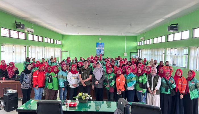 Perluas Literasi AI, Telkom AI Center Malang Ajak Perempuan Ojol  Manfaatkan AI Secara Produktif