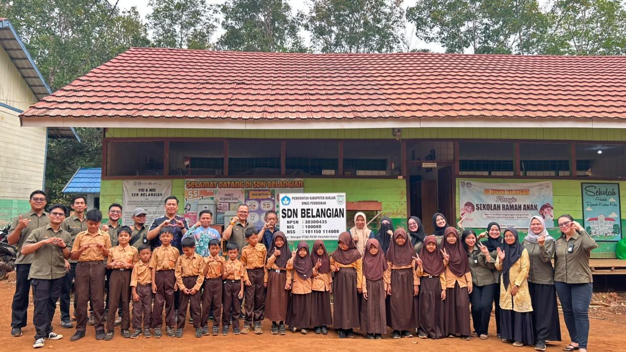 Kegiatan Literasi Jamkrida Kalsel Mengajar Hadir di Belangian
