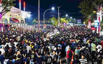 Lautan Manusia Penuhi Balai Kota Banjarmasin, Garuda Juara FIFA ASEAN Cup 2026 Lautan Manusia Penuhi Balai Kota Banjarmasin, Garuda Juara FIFA ASEAN Cup 2026
