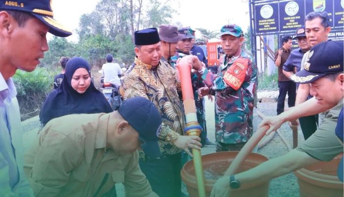 Air Bersih untuk Pulau Sewangi, Pemkab Batola Pastikan Bantuan Layak Dikonsumsi