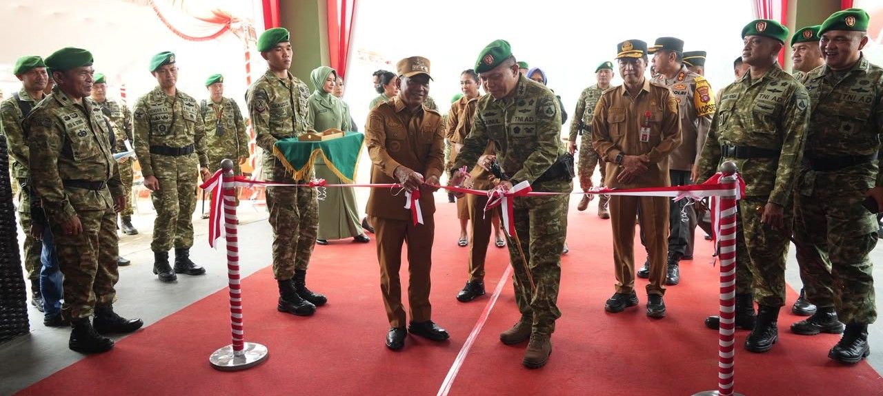 Pangdam XXII/ Tambun Bungai Meresmikan Kodim 1020/Murung Raya dan Denzipur16/Wira Bhatara Sangiang