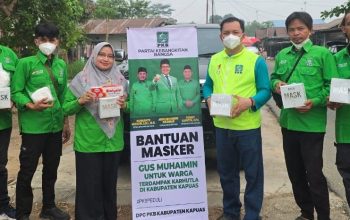 PKB Kapuas Bagikan Masker Kemasyarakatan, Dukung Program 1 Juta Masker Gus Muhaimin PKB Kapuas Bagikan Masker Kemasyarakatan, Dukung Program 1 Juta Masker Gus Muhaimin