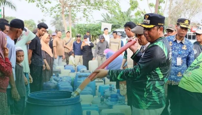 Warga Sungai Bamban Kesulitan Air Bersih, Bupati Bahrul Ilmi Turun Tangan