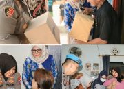 Polres Kapuas Peduli, Kapolres Rina Perwitasari Salurkan Bantuan Sosial ke Warga Selat Dalam Polres Kapuas Peduli, Kapolres Rina Perwitasari Salurkan Bantuan Sosial ke Warga Selat Dalam