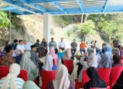 Pendapatan Wisata dan Anggaran Ekologis Bantu 300 Anak di Desa Tukamasea Bersekolah