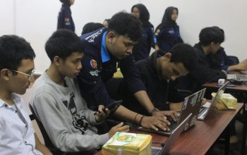 Kolaborasi Telkom AI Center Padang dan Cybertech PNP Dorong Pengembangan Talenta Full-Stack Berbasis AI Kolaborasi Telkom AI Center Padang dan Cybertech PNP Dorong Pengembangan Talenta Full-Stack Berbasis AI