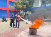 Perkuat Budaya Keselamatan, PT Pelindo Sinergi Lokaseva Tingkatkan Kesiapsiagaan Pekerja Hadapi Keadaan Darurat Perkuat Budaya Keselamatan, PT Pelindo Sinergi Lokaseva Tingkatkan Kesiapsiagaan Pekerja Hadapi Keadaan Darurat