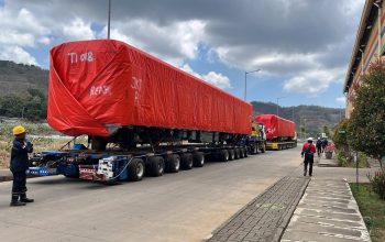 KAI Logistik Rampungkan Pengiriman 8 Unit KRL dari Banyuwangi ke Kalimas