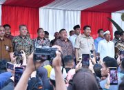 Komisioner BP Tapera Dampingi Menteri PKP dalam Kunjungan Program Bedah Rumah dan Gentengisasi di Purwakarta Komisioner BP Tapera Dampingi Menteri PKP dalam Kunjungan Program Bedah Rumah dan Gentengisasi di Purwakarta
