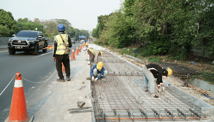 Optimalkan Kondisi Perkerasan Jalan, PT JMTM Lakukan Pekerjaan SFO dan Rekonstruksi di Tol Semarang